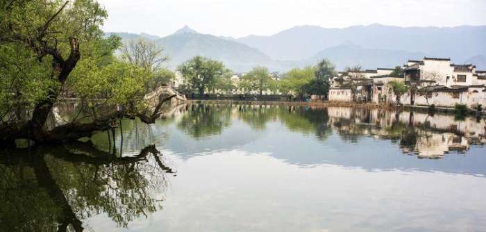 宏村旁边最美的村,安徽宏村古村旅游
