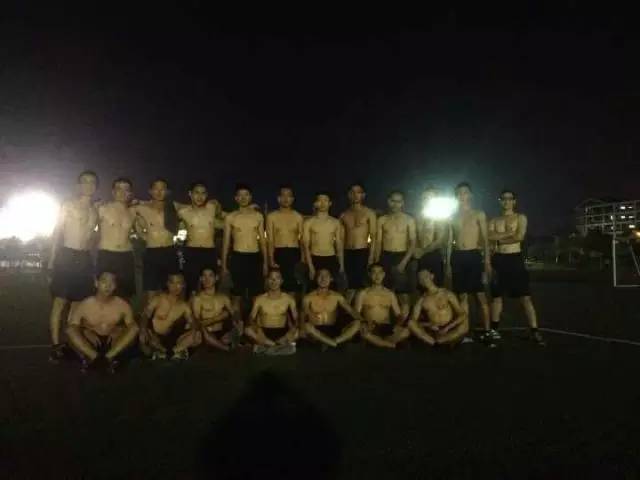 部队军营健身房,军营健身房