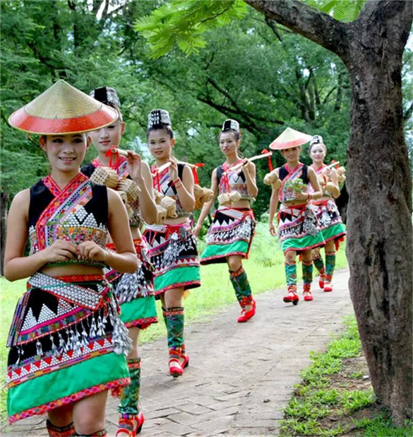 傣装衣服款式类型大全,傣装写真一键换装