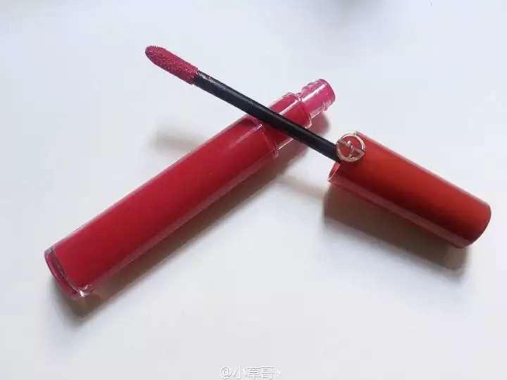 看第一眼就心动,女人一定要有的口红阿玛尼