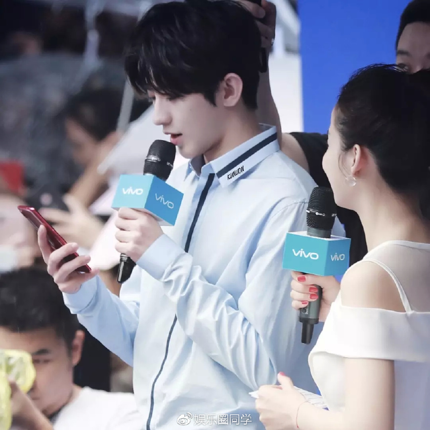 蔡徐坤站姐路透破千万热搜,蔡徐坤站姐评价蔡徐坤