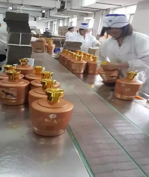 吕咸逊谈酒业发展趋势,吕咸逊谈高端酒