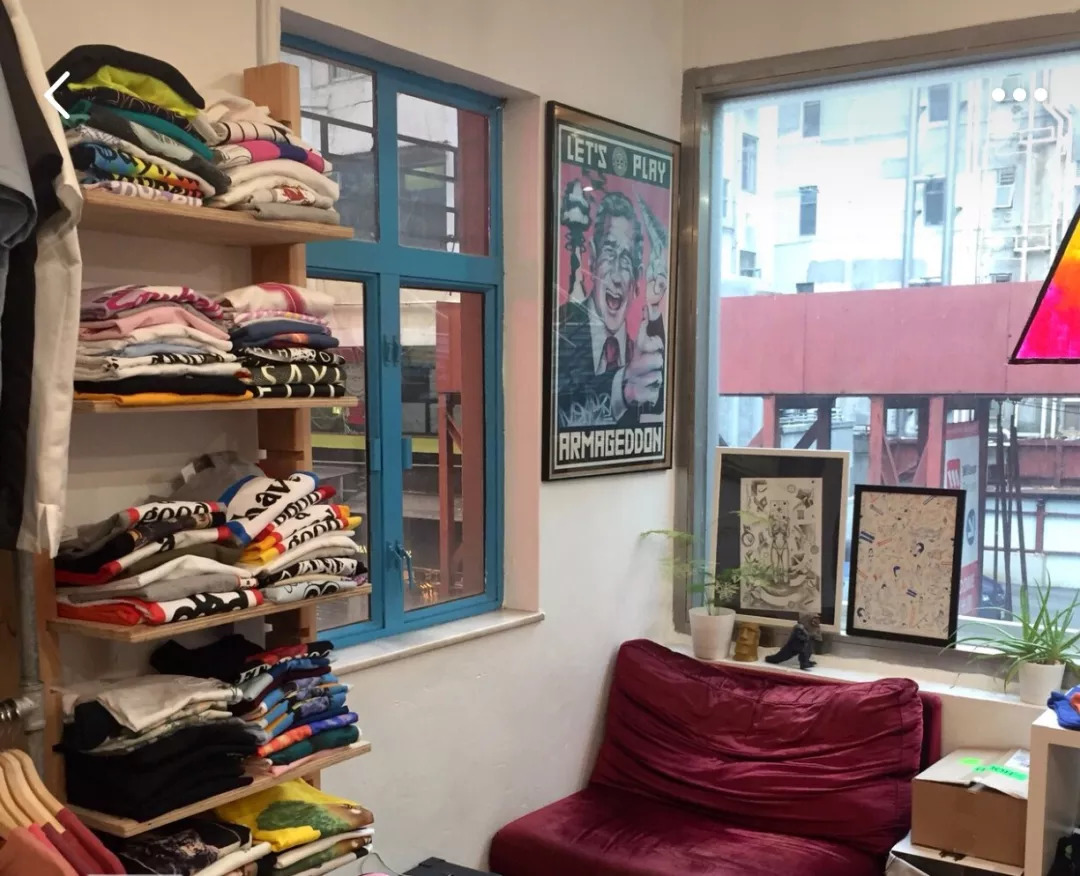 哪里有supreme代购,supreme代购