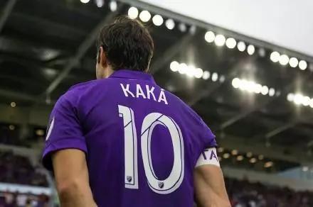 c罗为什么要罚红牌,c罗红牌引热议会遭到怎样的处罚