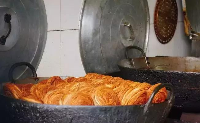 北京人气爆棚的烧饼店,北京正宗老字号烧饼店