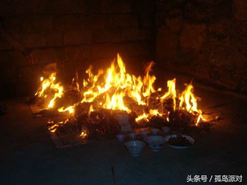 真实的鬼怪故事长篇,鬼怪故事合集