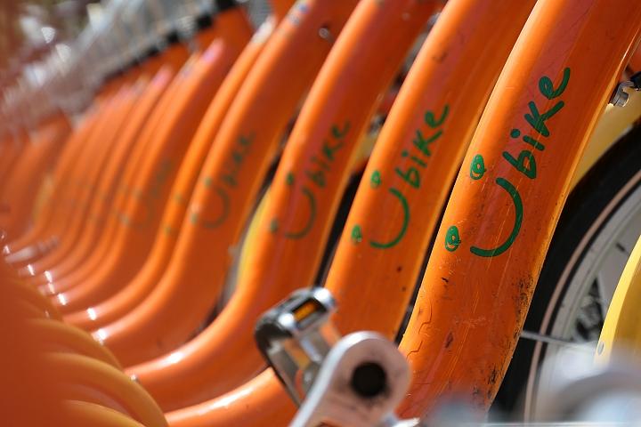 leica徕卡c-lux2多少钱,徕卡clux变焦