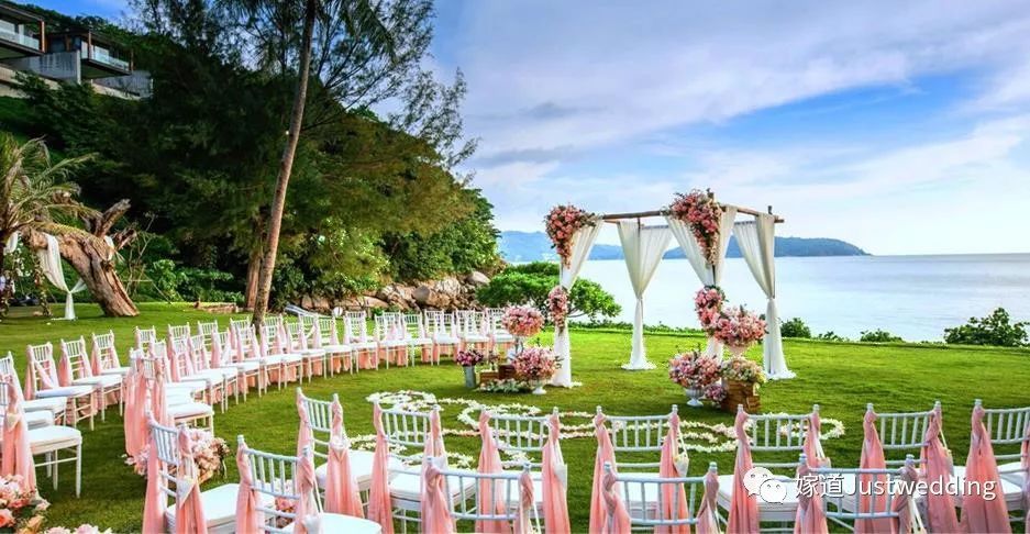 全球婚礼目的地探路：NAKA，悬空在半山腰上的透明火柴盒