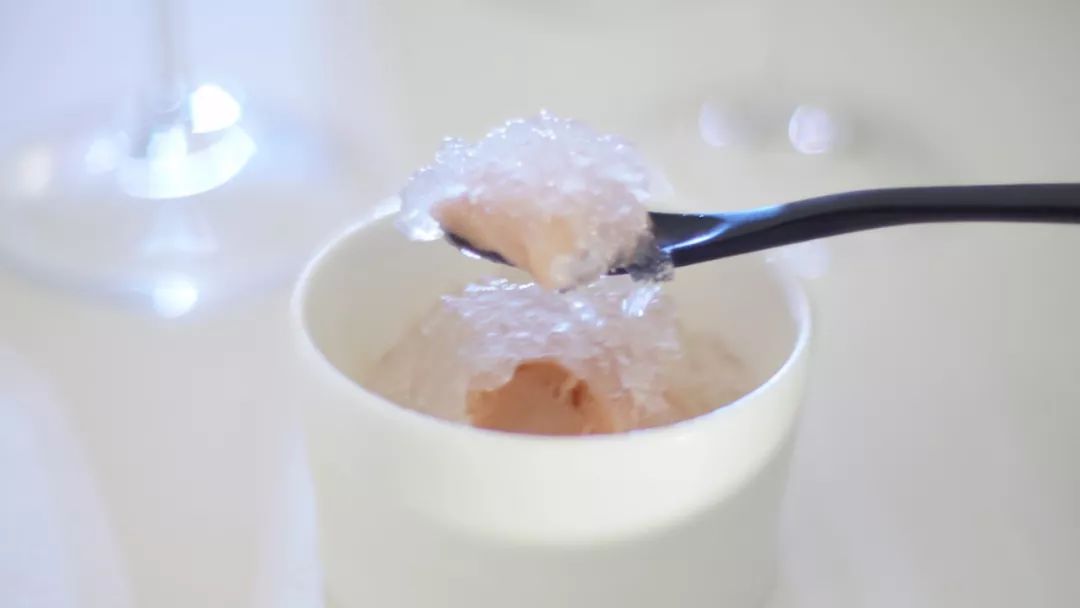 在伤口上撒盐,在伤口上撒盐会成什么样