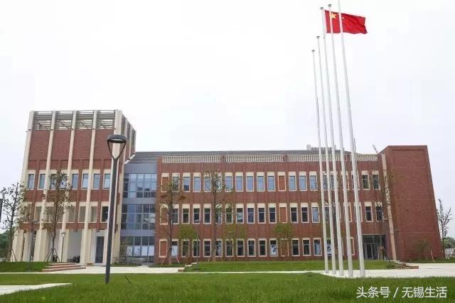 新学校实景视频,锡城新学校简介