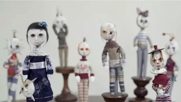 12岁男孩用捡来的破烂，打造出一个暗黑王国，吓哭一票成年人……