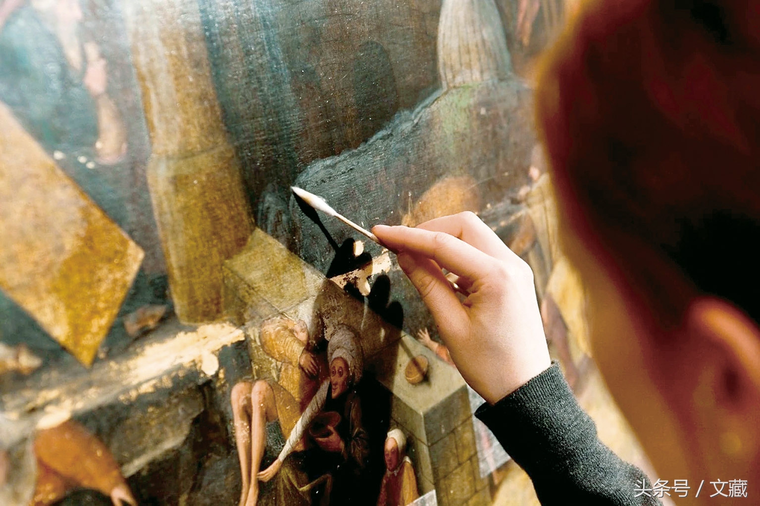 这条裙子到底是什么颜色?复原马奈《穿着条纹裙子的女人》