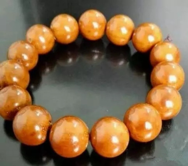 橄榄核跟猴头核桃哪个值得玩,猴头和紫金鼠哪个值得盘玩