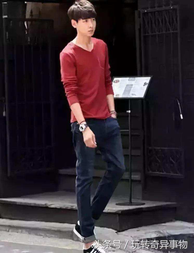 椹敳鑳屽績鐢疯鍥剧墖绉嬪,绱壊鐨皵鍗′腹绉嬪鐢疯