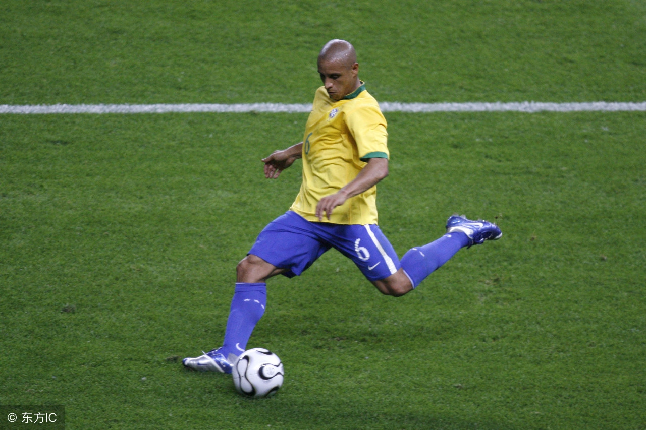 足球后卫十大经典之作,fiba世预赛十大后卫