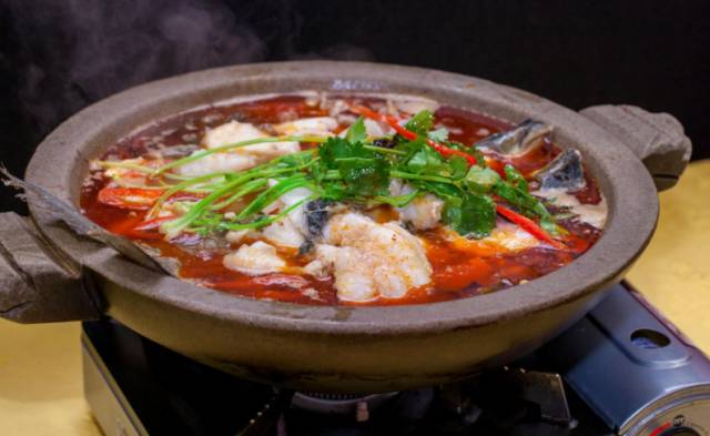 石锅鱼适合搭配什么菜品,石锅鱼店里的菜品应该有哪些