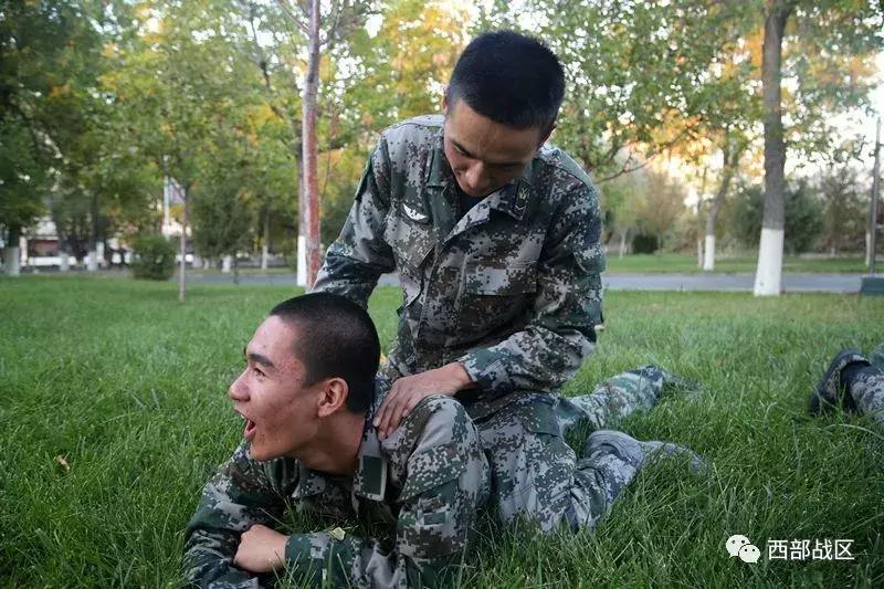 刚进新兵连的新兵体能一般怎么样,新兵到下连该怎么办