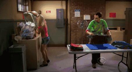 为什么美国电影里经常出现自助洗衣店？