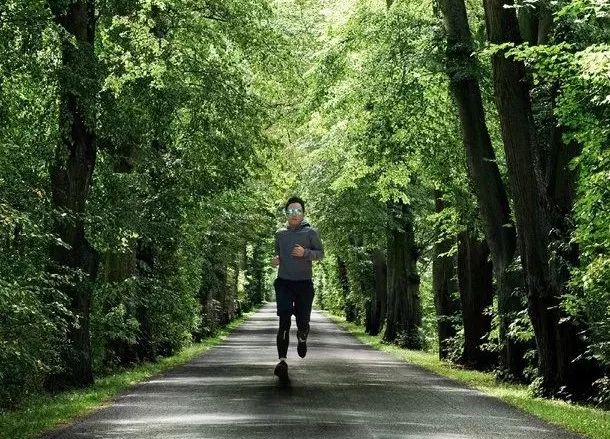 许巍高晓松的故事,高晓松谈许巍的故事