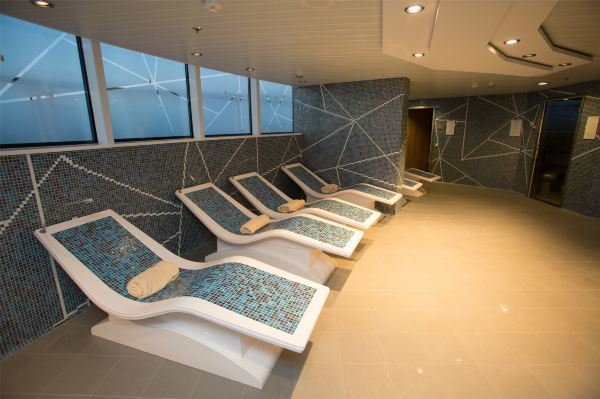 海洋量子号游轮2019年8月16日攻略,海洋量子号不怕台风吗