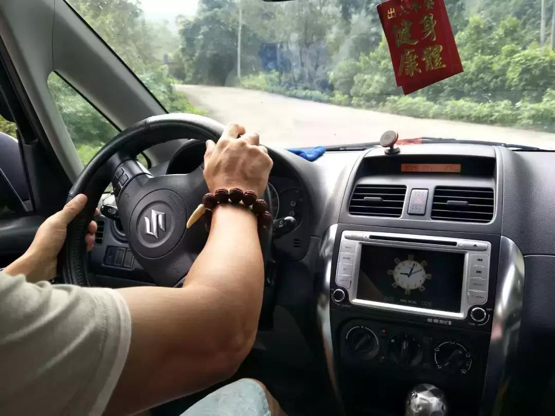 80后买车故事：36岁的强哥为什么买了辆二手铃木天语？