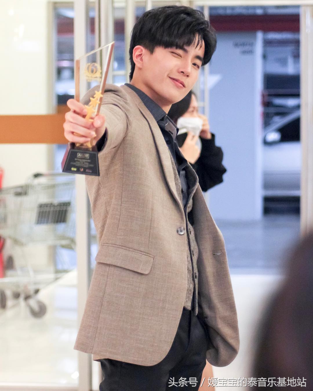 泰国奥斯卡奖获奖视频,泰国2019明星颁奖典礼