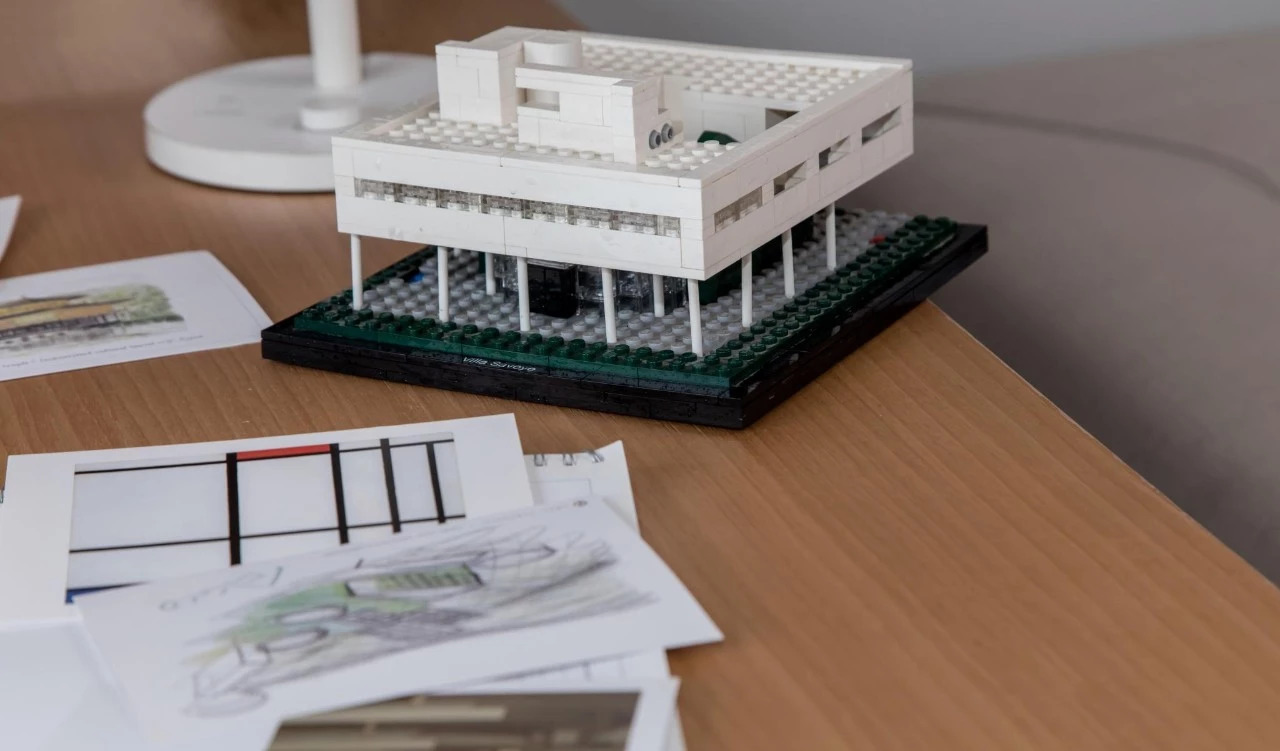 85后的中式装修,现代法式轻奢风大宅建筑设计