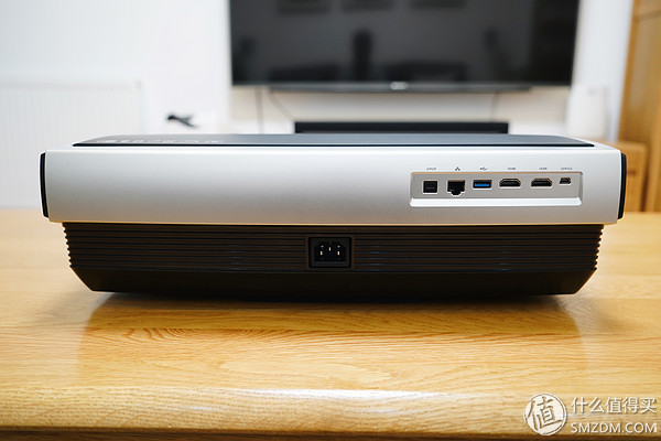 坚果激光电视u1120寸,坚果u1激光电视是4k吗