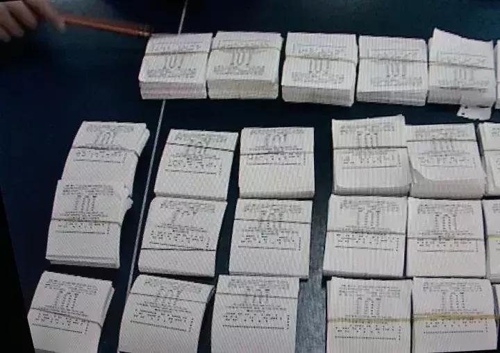 朋友圈倒卖正规货品犯法吗,在朋友圈卖商品犯法吗