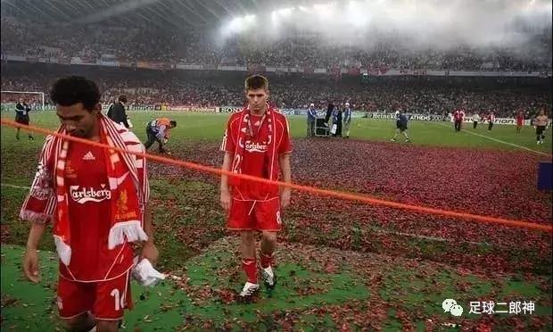 25岁闪耀英超赛场后却光速陨落,英超十大奇迹般陨落的球员