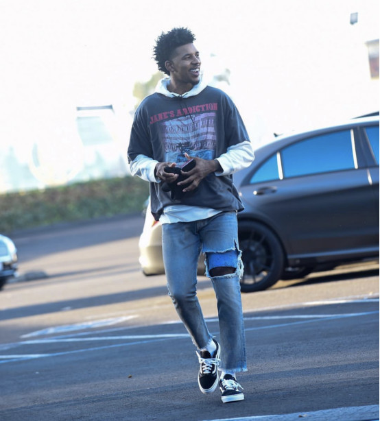 尼克杨为什么这么受欢迎,尼克杨火遍全球的问号脸