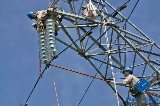 架空线路金具及杆上电气设备识别,架空线路金具和绝缘子