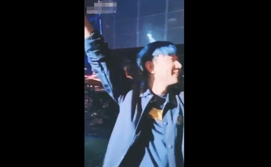 电竞大型比赛现场林俊杰,直播林俊杰演唱会彩排