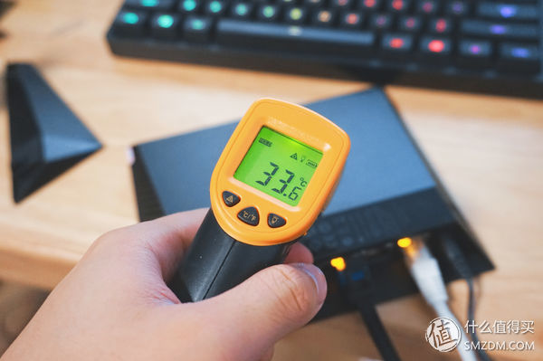 华硕千兆路由器rt-n56u黑金刚亮色,华硕2.5gwifi6路由器评测