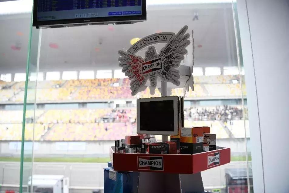 璧涜溅鎵嬭瘎浠穏t璧涜溅,gt璧涜溅绮惧僵姣旇禌