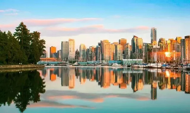 这些地方对中国游客免签或落地签,去免签国中转第三国需要过境签吗