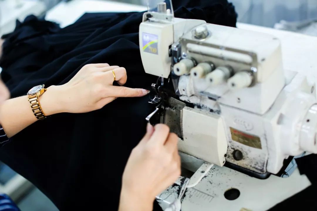 服装厂如何打造一个精品工厂,服装厂怎么制造衣服
