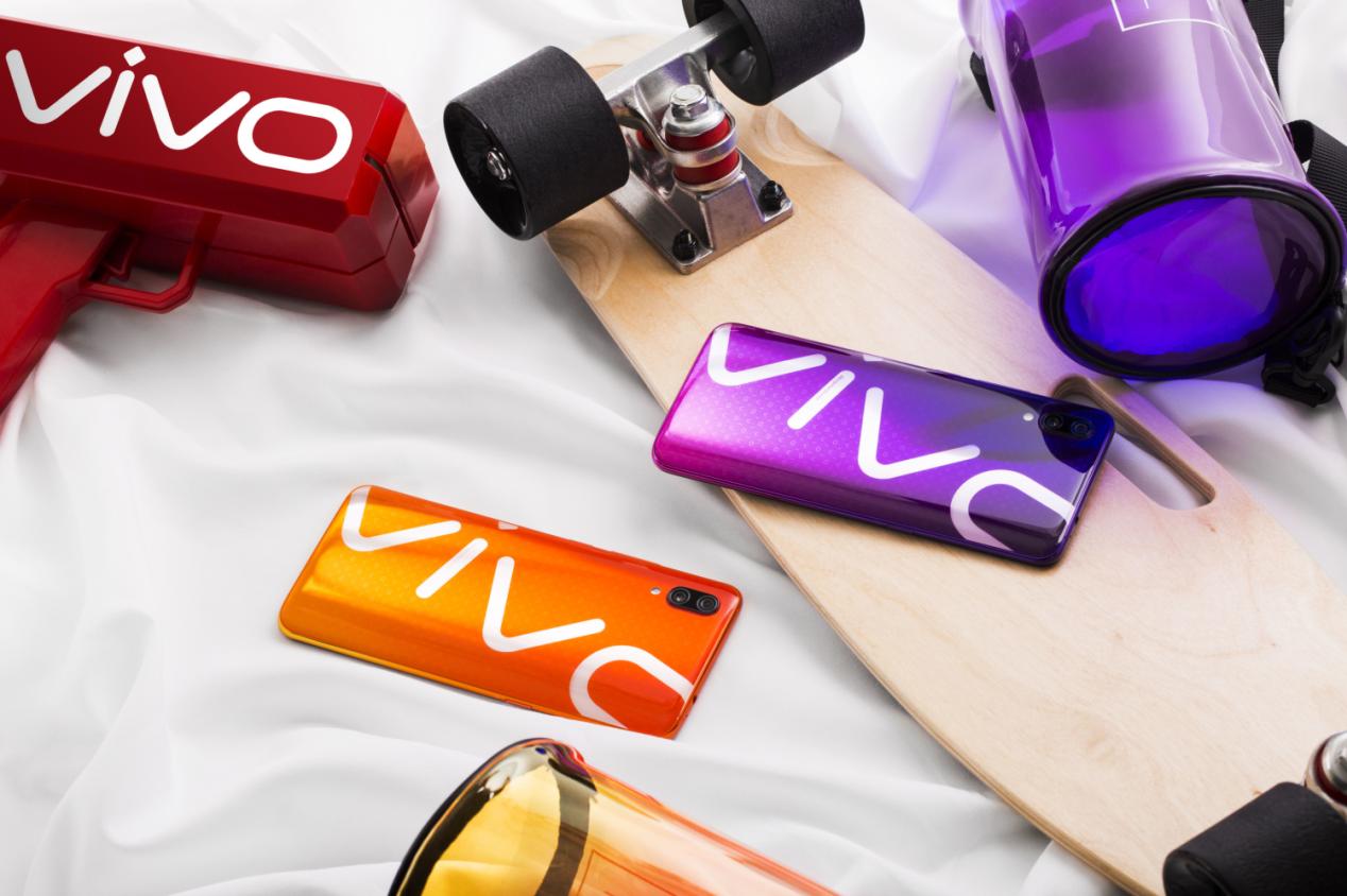 换logo,celinelogo有哪些