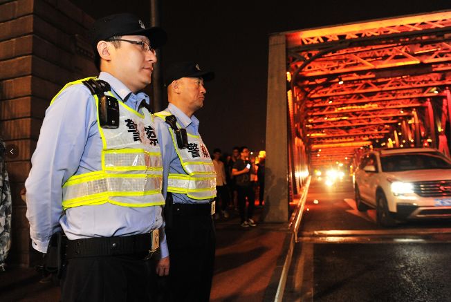 迎国庆为祖国母亲庆生,国庆我在岗用坚守致敬祖国