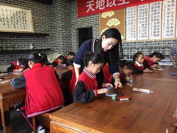 特色交流促提升，携手发展共成长——记成都高新新科学校学习访问之旅