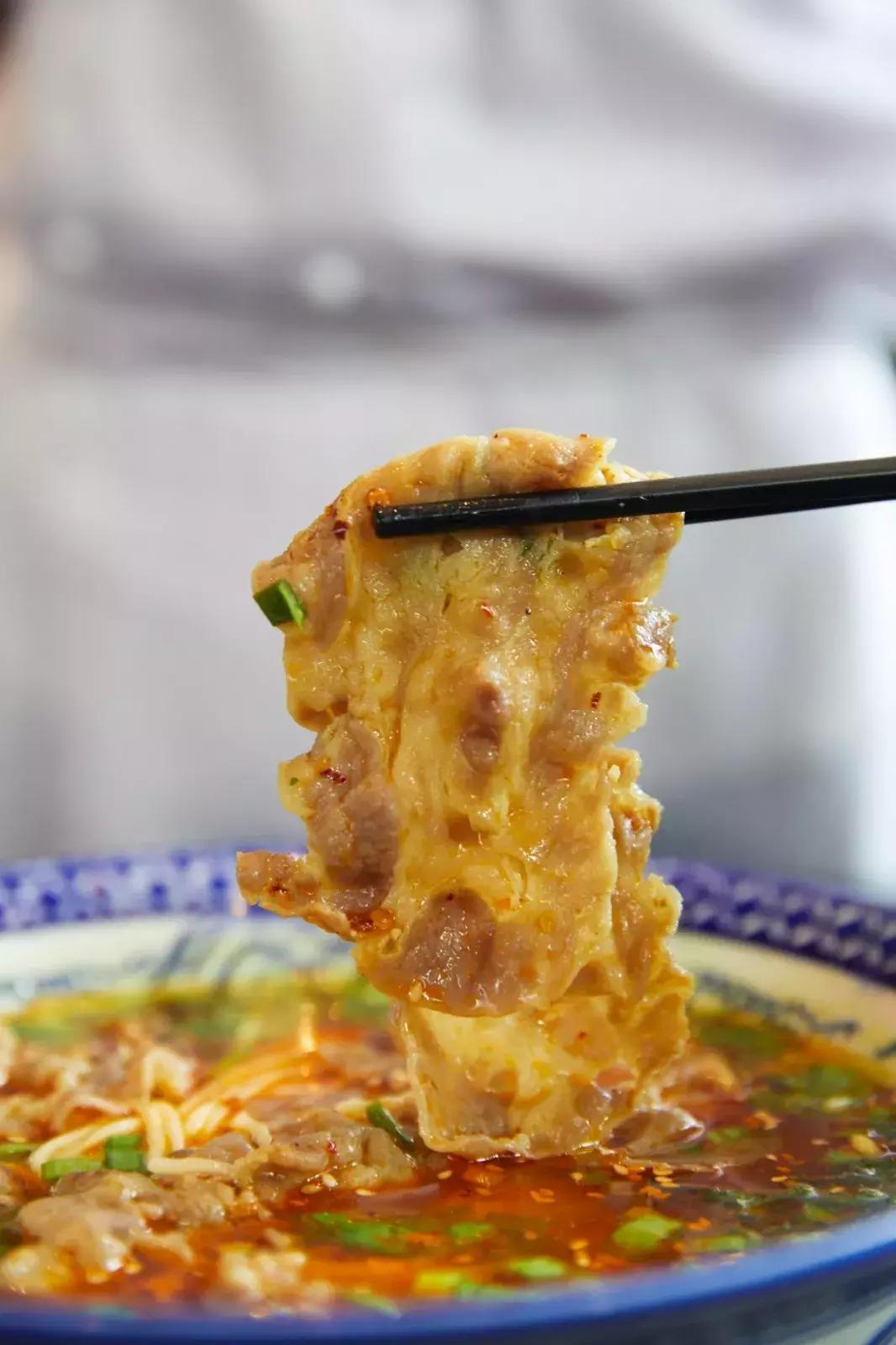 20道豪门蟹宴+梦幻火烈鸟甜品Show！大闸蟹畅吃只只爆膏！