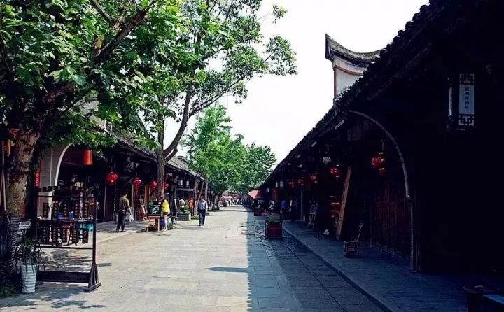 成都周边9个最受追捧的古镇！周末带孩子感受这里的古韵！