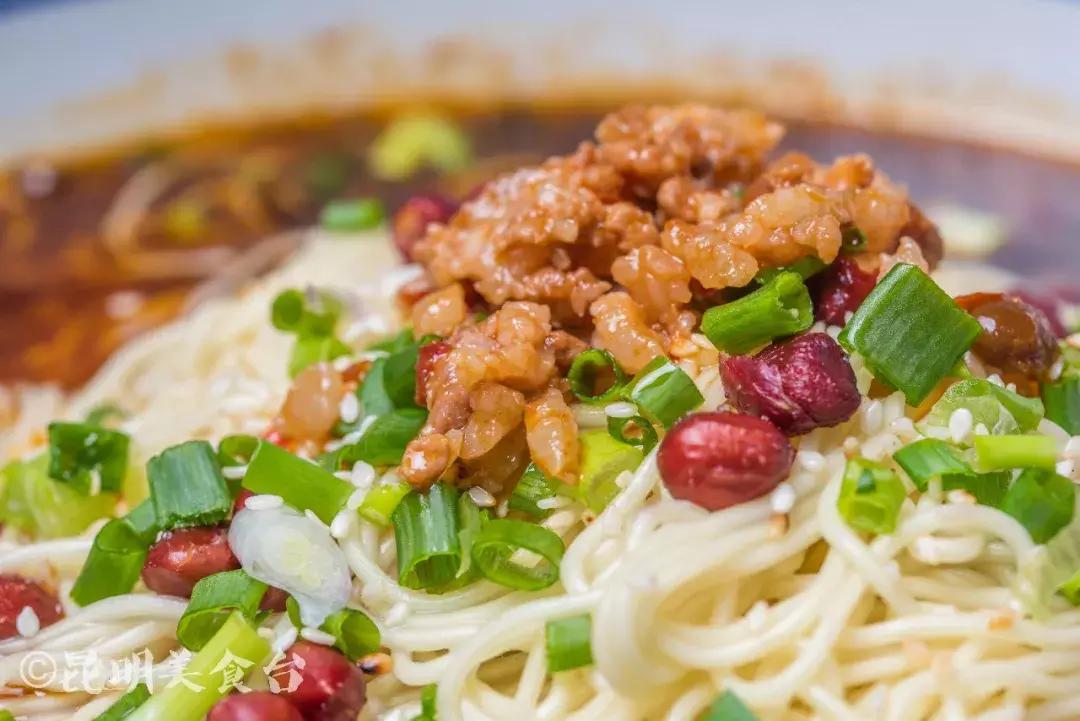 藏在昆明街巷里的10家米线店,昆明古镇米线店