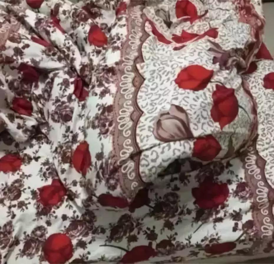 国庆放假回家，看到我妈做的新拖鞋，我哭了……