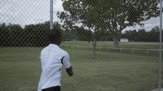 抛高发球技巧,网球发球最佳抛球练习方法