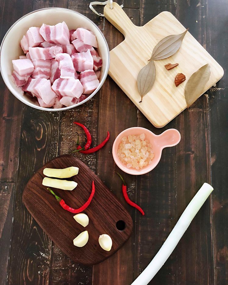 正宗腐乳红烧肉的做法,桂花红烧肉和腐乳红烧肉哪个好吃