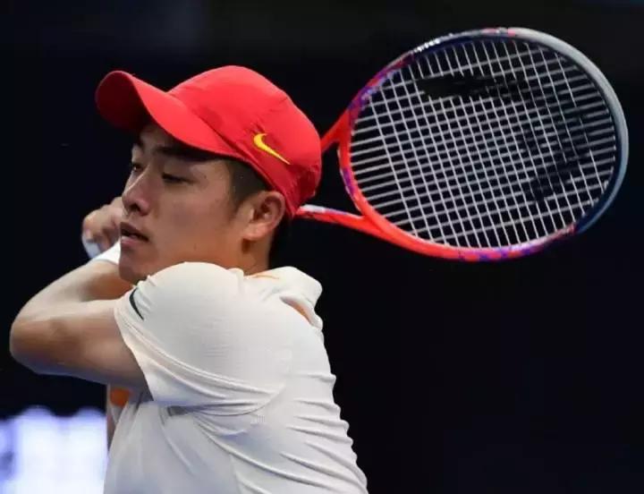 吴易昺爆冷无缘杭州亚运男网八强,吴易昺夺冠路