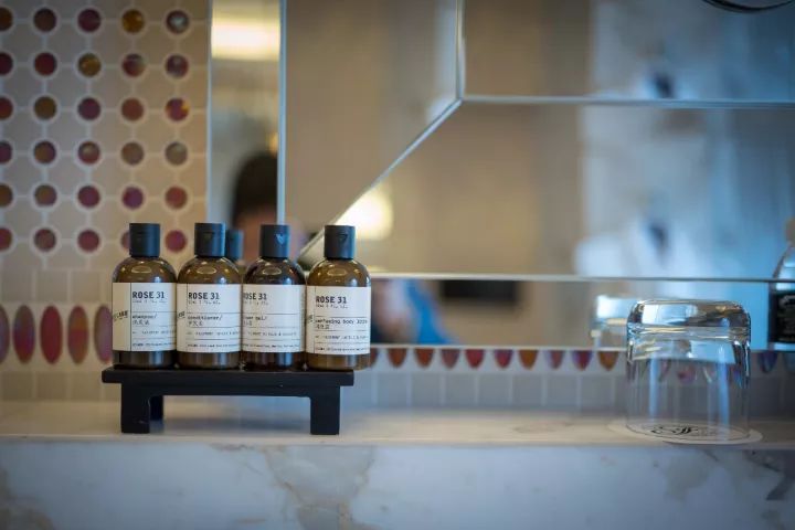 科普为什么要上厕所,科普为啥要上交工资