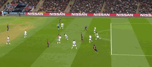 梅西梅开二度助巴萨3-0完胜,梅西4比2热刺梅西庆祝动作