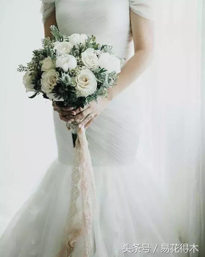 复古手捧花的最佳搭配,手捧花最佳搭配图片